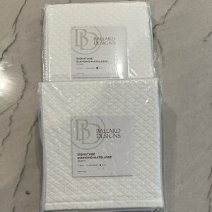 Ballard Designs White Diamond Matelassé King Sham - set of 2